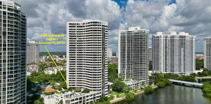 3000 Island Blvd Unit #401, Aventura