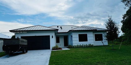 755 Alton Cir, Port St. Lucie