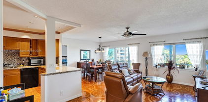 200 Diplomat Pkwy Unit #433, Hallandale Beach