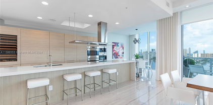 17111 Biscayne Blvd Unit #PH8, North Miami Beach