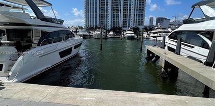 17211 Biscayne Blvd #100, North Miami Beach