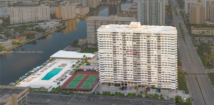 1985 S Ocean Drive Unit #15G, Hallandale Beach