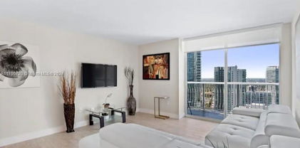 1200 Brickell Bay Dr Unit #3824, Miami