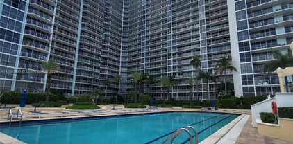 7601 E Treasure Dr Unit #611, North Bay Village