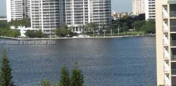 231 174th St Unit #920, Sunny Isles Beach