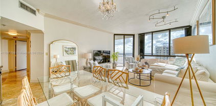 520 Brickell Key Dr Unit #A2013, Miami