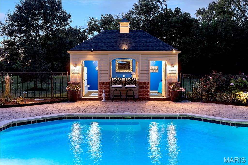 12859 Topping Mdws, Town And Country, 63131