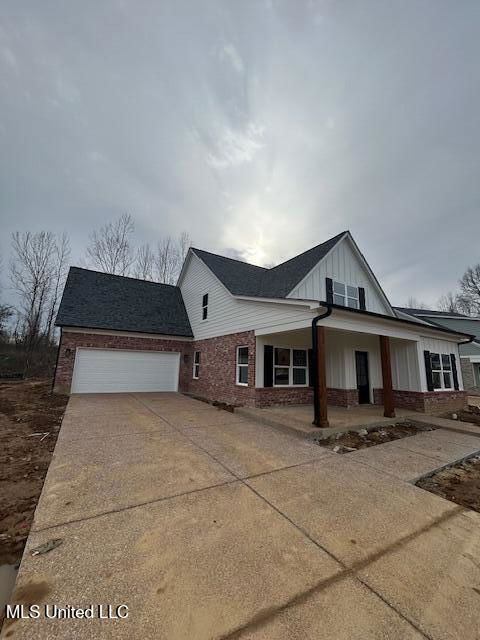 6099 Hickory Pt Drive, Walls, 38680