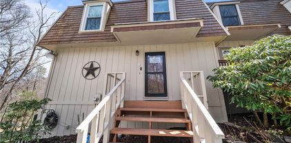 425 Adams Apple Drive Unit 1, Banner Elk