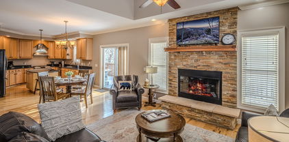 182 Shelter Rock Circle, Sugar Mountain