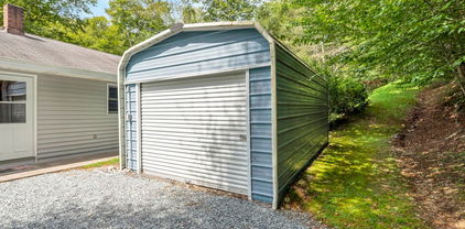 450 Astor Cook Road, Blowing Rock