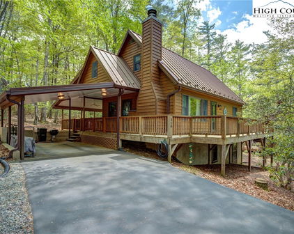 358 Bear Ridge Trail, Fleetwood