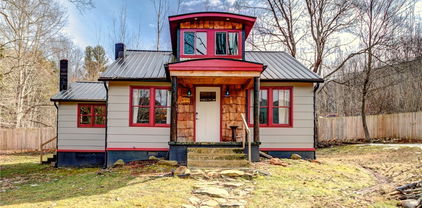 1359 Buffalo Road, West Jefferson