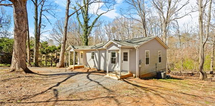 117 Hibriten Mountain Road, Lenoir