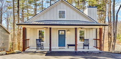 741 Pine Ridge Road, Beech Mountain