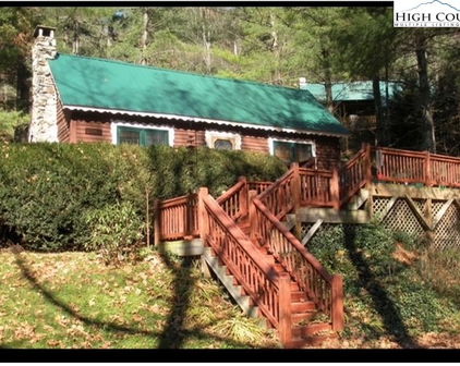 392 Old Danner, Vilas
