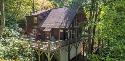 60 Cabin Ridge Lane, Banner Elk