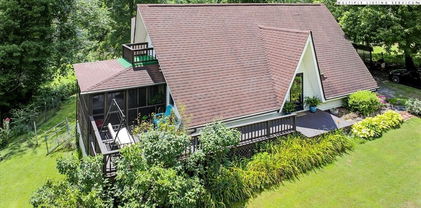 370 Osee Road, Sparta