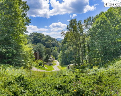 Lot 9 Yasmine Lane, Vilas