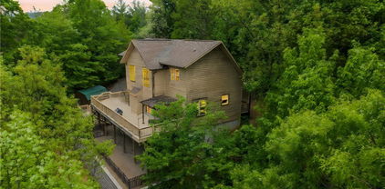 132 Vacation Way, Millers Creek