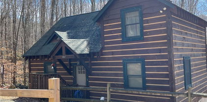 201 POPLAR Drive, Beech Mountain