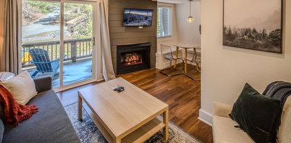 64 Creekside Drive Unit B, Banner Elk