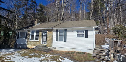 1756 US Highway 421 Highway, Boone