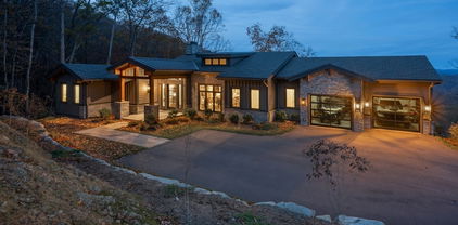 4930 Reynolds Parkway, Boone