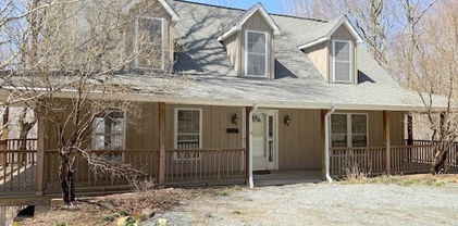 120 Wintergreen Way, Beech Mountain