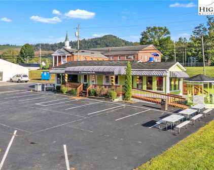 215 Long Street, Jefferson