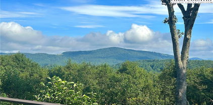 540 Green Hill Circle, Blowing Rock