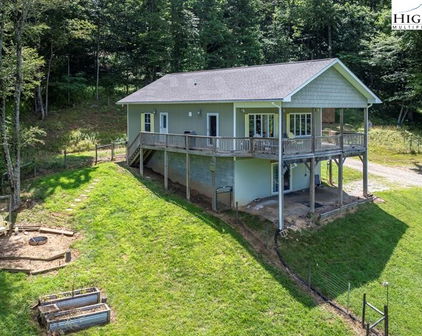 836 Hidden Valley Lane, Independence