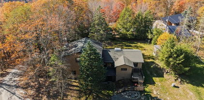 4109 Andy Hicks Road, Banner Elk