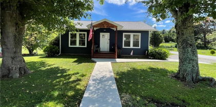 121 Faw Rowland Street, Jefferson