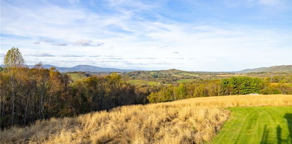 200 Bp Tree Farm Lane, Sparta