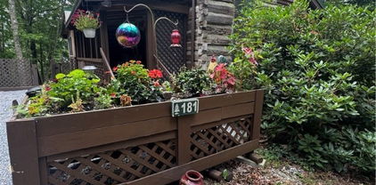 181 Oak Lane, Newland