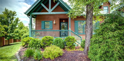 101 Clary Ct Unit 101, Blowing Rock