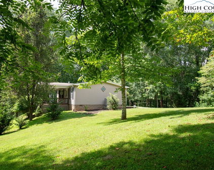 184 Sanctuary Drive, Crumpler
