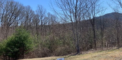 Lot#33 Hollowcrest, Newland