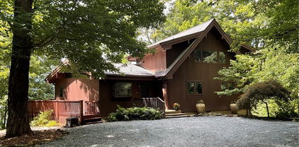 600 Wards Branch Road, Sugar Grove