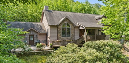 218 Sorrento Falls Road, Blowing Rock