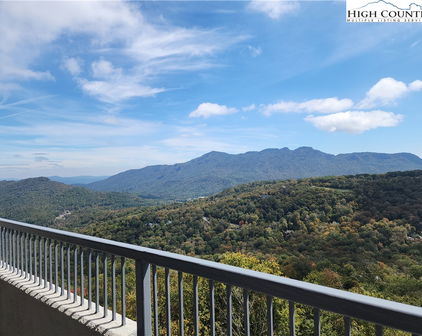 303 303 Sugar Top Drive Unit 3230, Sugar Mountain