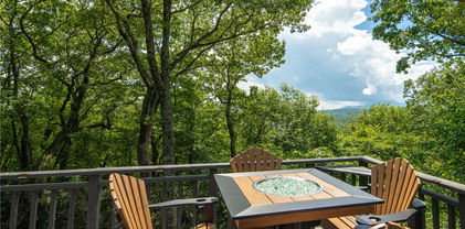 448 Ski Crest Park, Blowing Rock