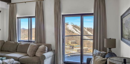 303 Sugar Top Drive Unit 2705, Sugar Mountain