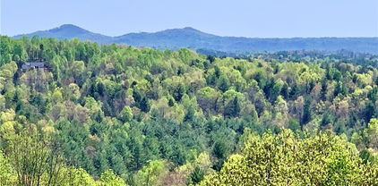 4.77 acres, Lot 245 Johns Ridge Parkway, Lenoir