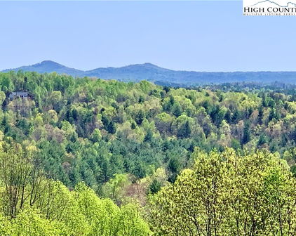 4.77 acres, Lot 245 Johns Ridge Parkway, Lenoir