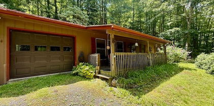 2202 Old 16 Highway, Jefferson