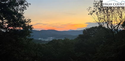867 Ski Acres Drive, Blowing Rock