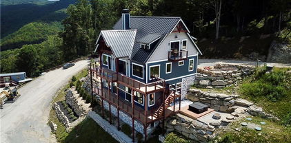 132 Sun Peaks Trail, Beech Mountain