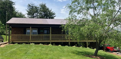 11113 Glade Valley Road, Ennice
